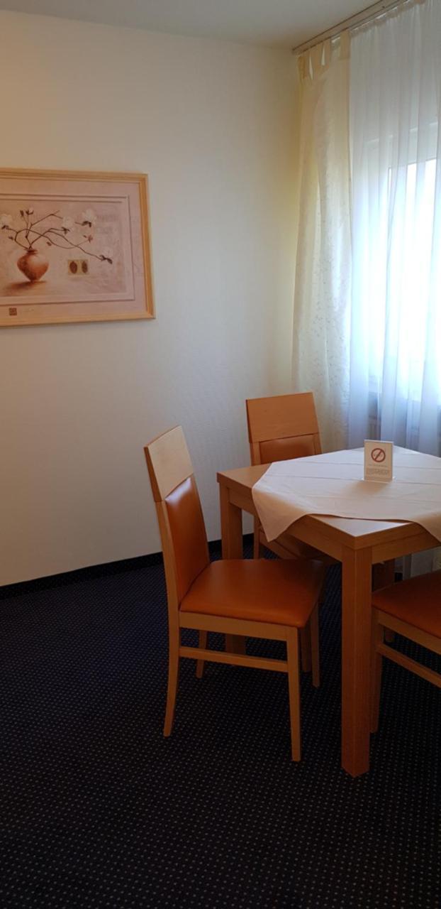 Hotel Beuss Oberursel Eksteriør billede