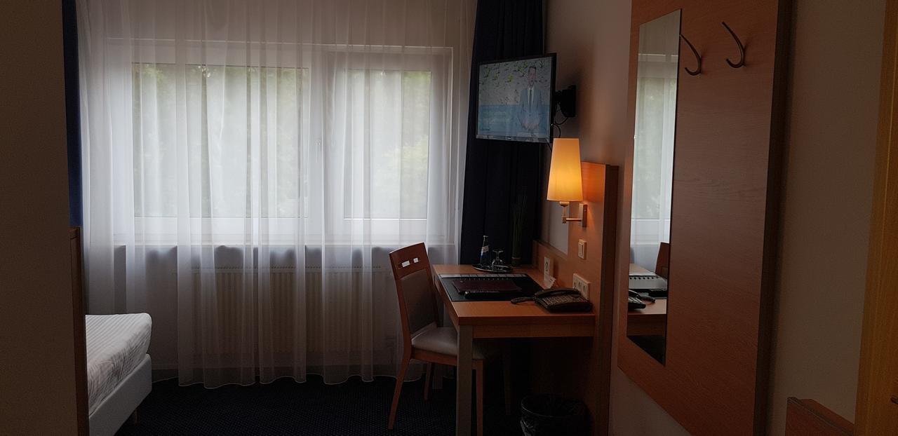Hotel Beuss Oberursel Eksteriør billede