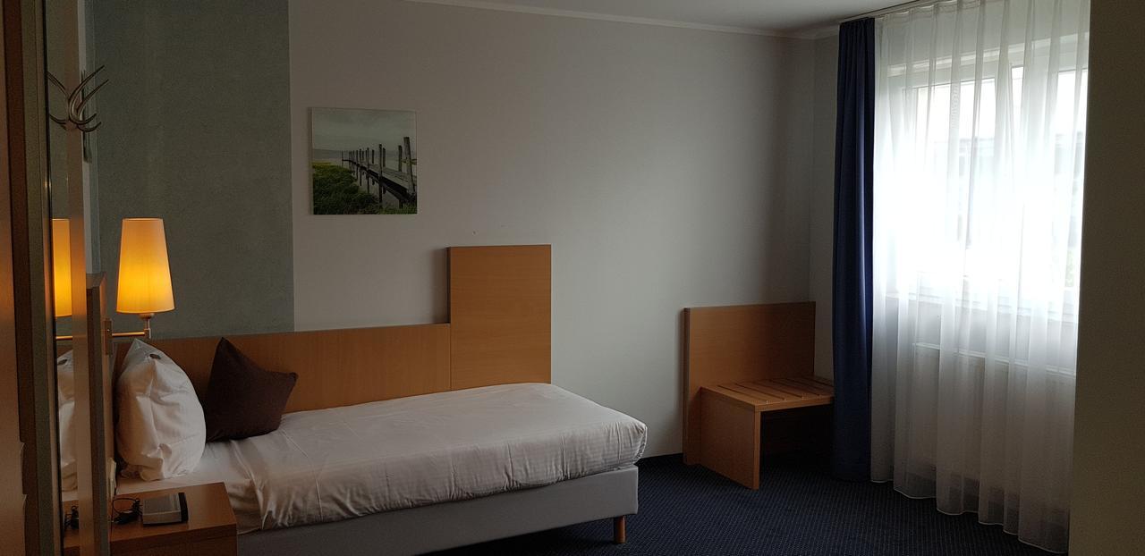 Hotel Beuss Oberursel Eksteriør billede