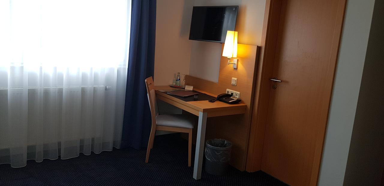 Hotel Beuss Oberursel Eksteriør billede